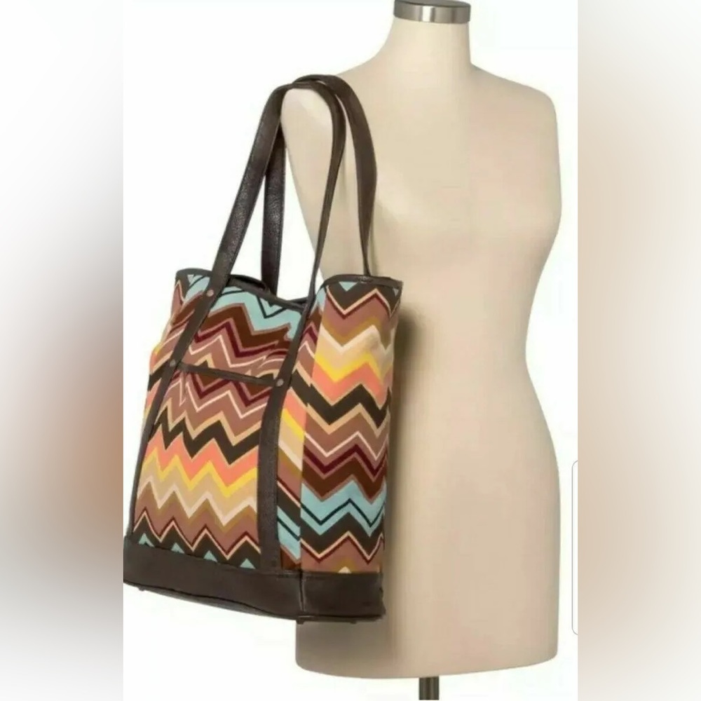 Missoni for Target Zigzag Tote - Picture 3 of 3